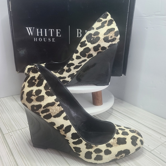 White house black market willow leapard print wedge size 7 - Picture 9 of 9